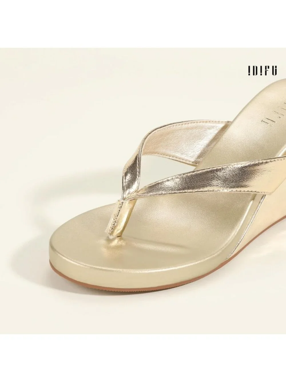 Stylish Women's Wedge Thong Flip Flops - Comfortable Summer Sandals for Casual